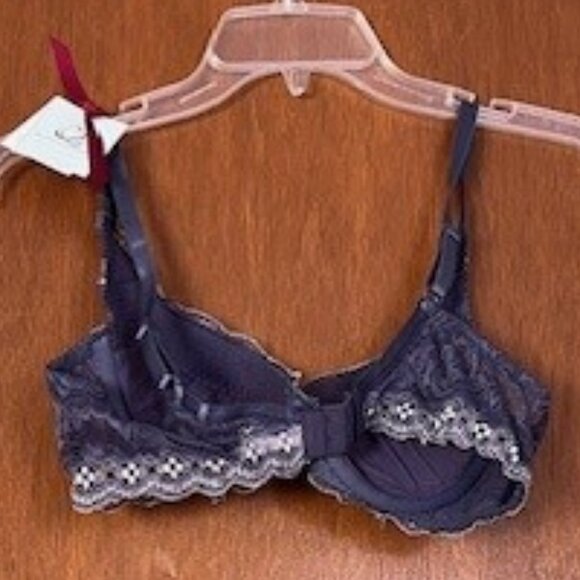 NWT The Little Bra Company blue bra size 38A - Picture 2 of 2